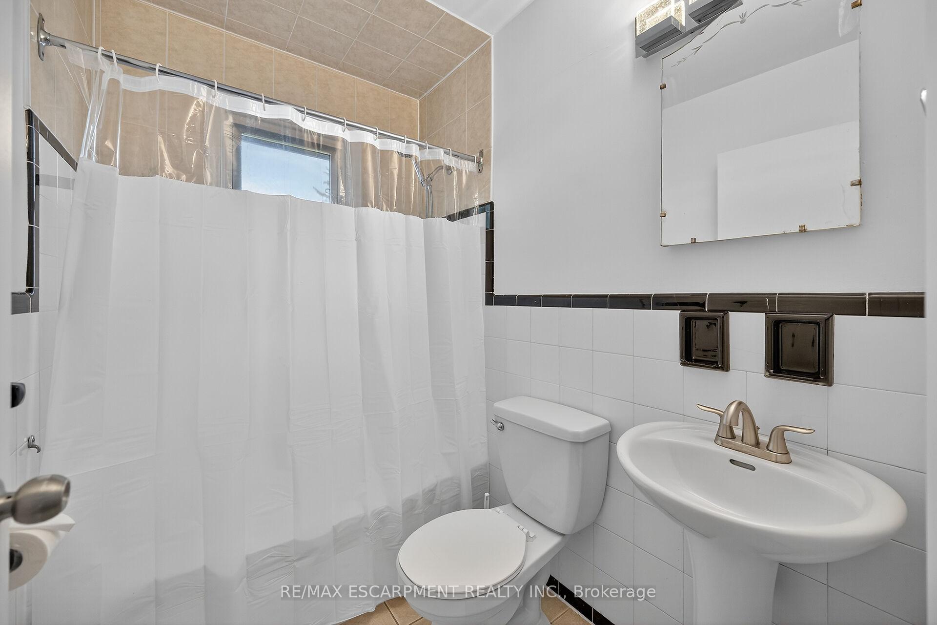 Photo 20 of 314 East 16th Street, Hamilton, Hill Park — HOMEH