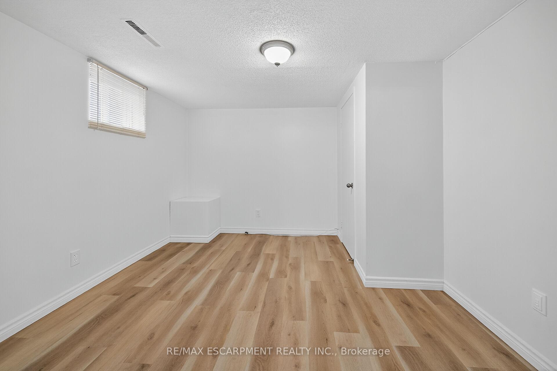Photo 25 of 314 East 16th Street, Hamilton, Hill Park — HOMEH