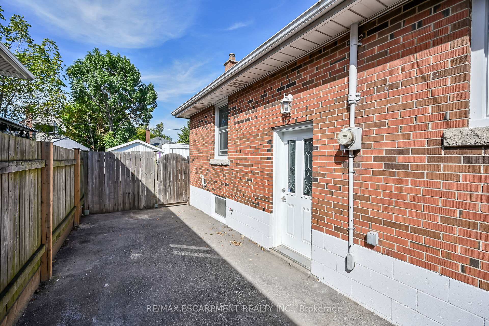 Photo 31 of 314 East 16th Street, Hamilton, Hill Park — HOMEH