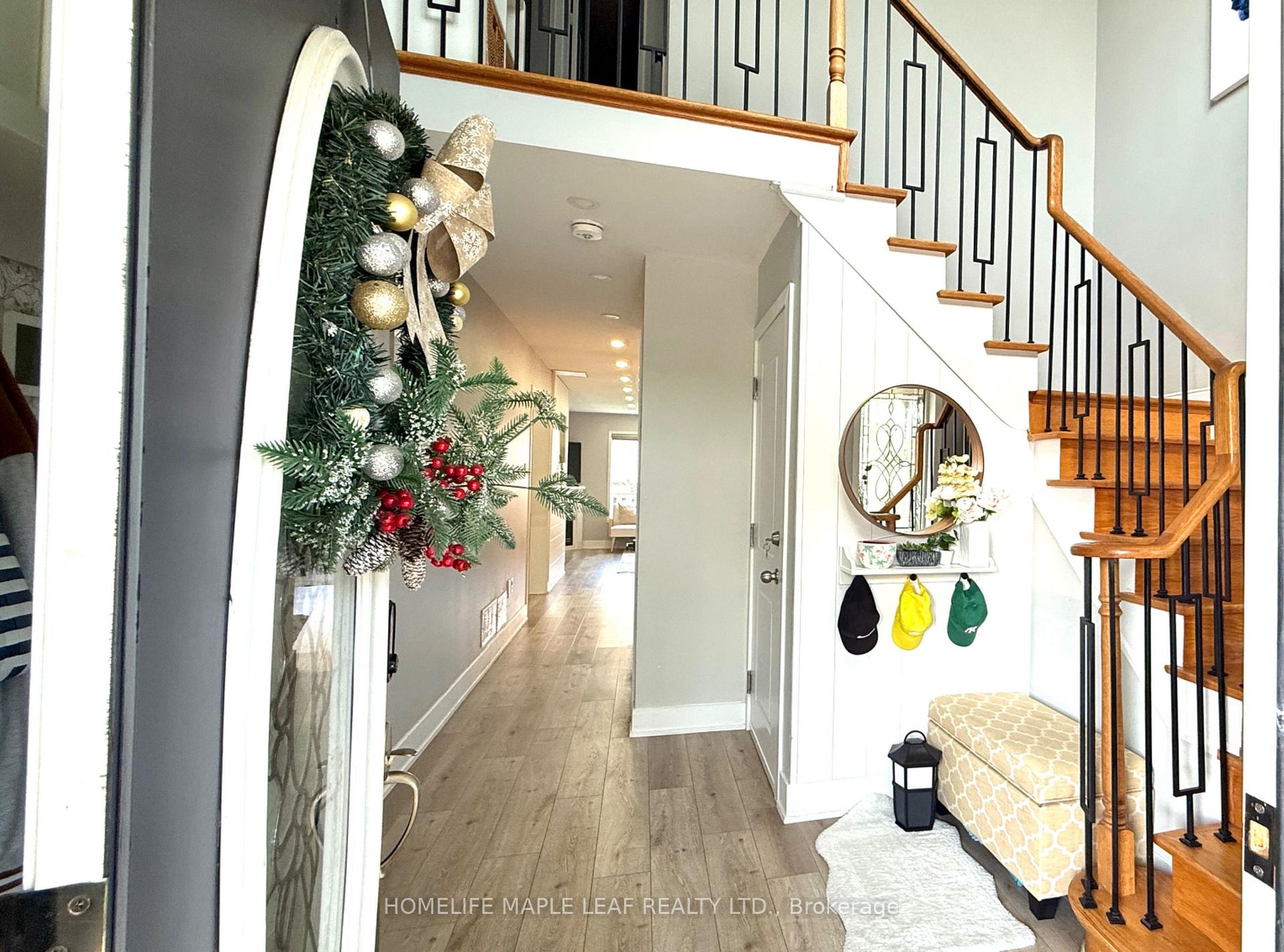 Photo 1 of 22 Allangrove Drive, Brampton, Fletcher's Meadow — HOMEH