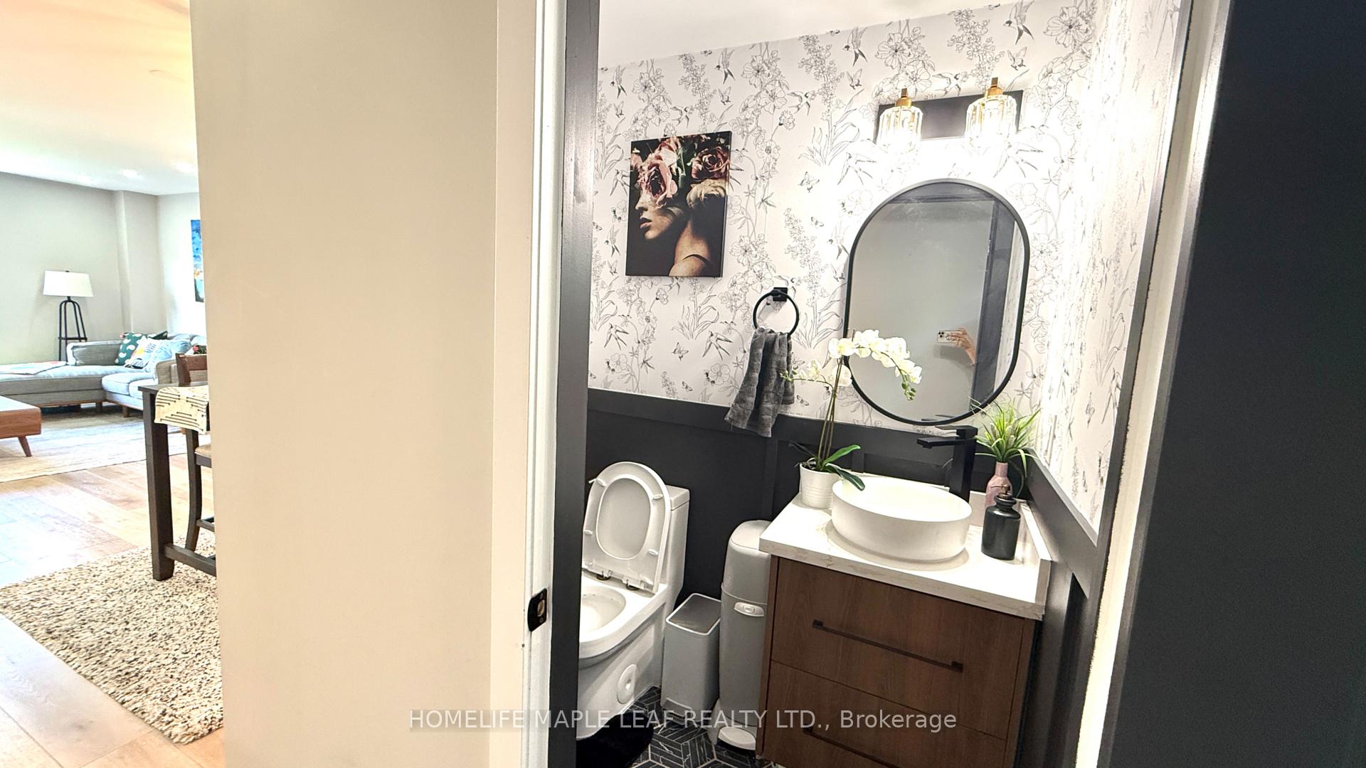 Photo 11 of 22 Allangrove Drive, Brampton, Fletcher's Meadow — HOMEH