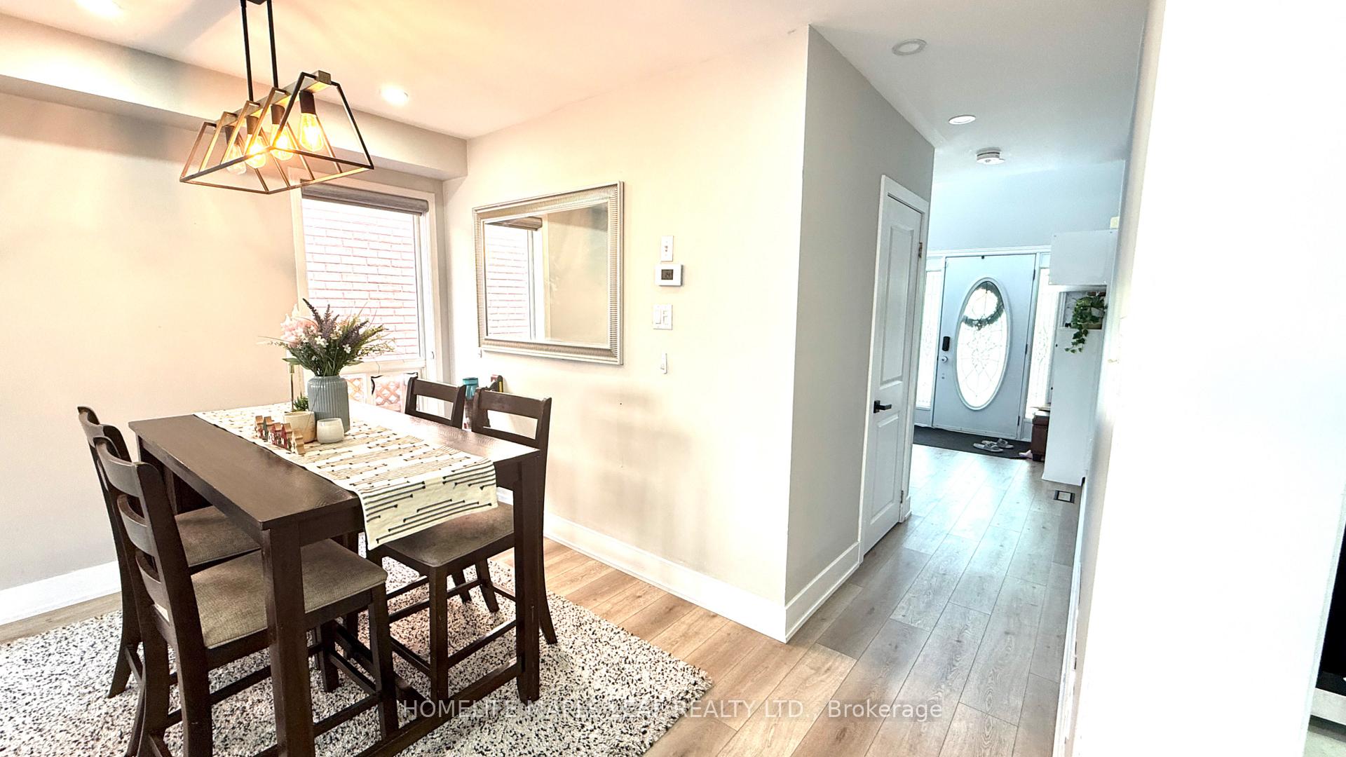 Photo 18 of 22 Allangrove Drive, Brampton, Fletcher's Meadow — HOMEH