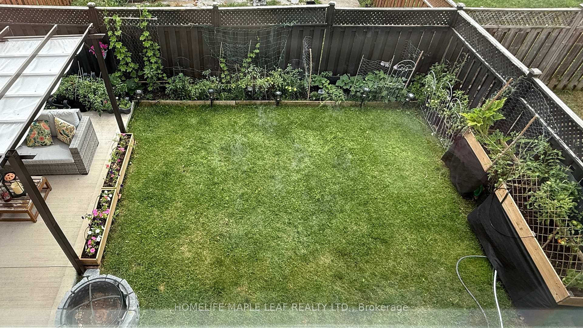 Photo 31 of 22 Allangrove Drive, Brampton, Fletcher's Meadow — HOMEH