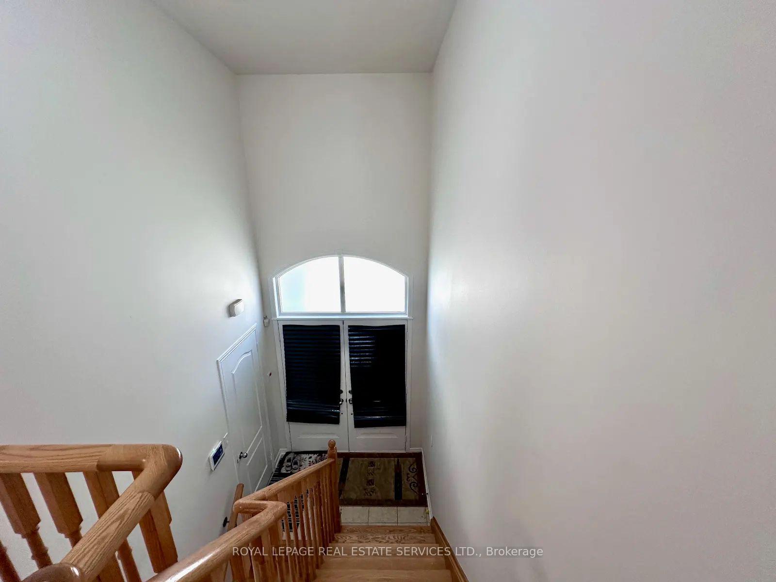 Photo 2 of 132 Inspire Boulevard, Brampton, Sandringham-Wellington North — HOMEH