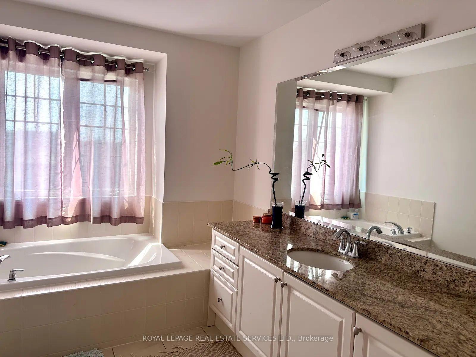 Photo 26 of 132 Inspire Boulevard, Brampton, Sandringham-Wellington North — HOMEH