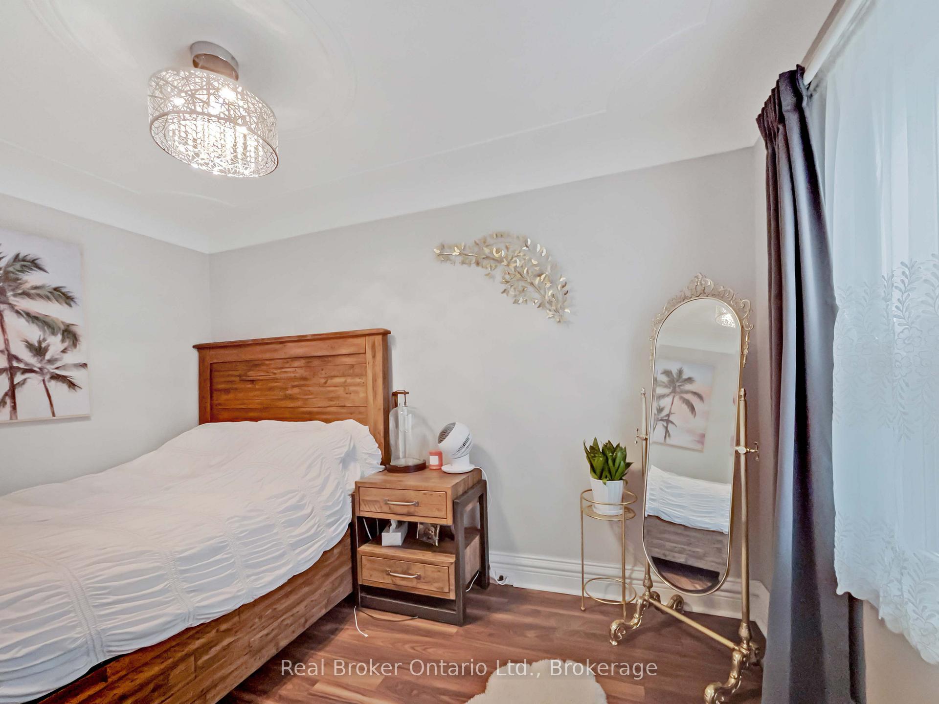 Photo 8 of 71 Harrison Avenue, Hamilton, Homeside — HOMEH
