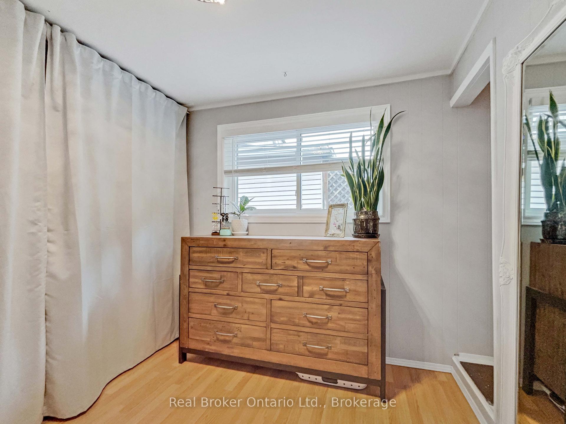 Photo 13 of 71 Harrison Avenue, Hamilton, Homeside — HOMEH