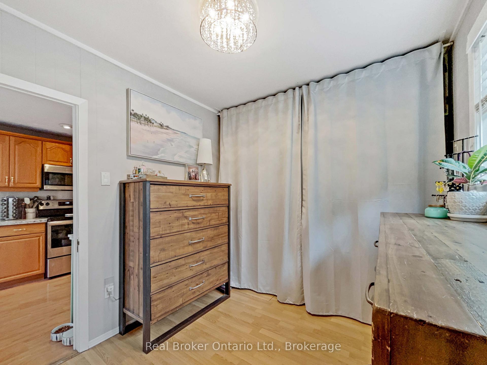 Photo 14 of 71 Harrison Avenue, Hamilton, Homeside — HOMEH