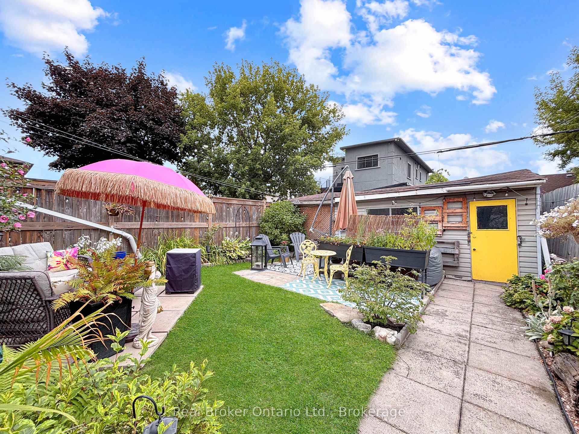 Photo 18 of 71 Harrison Avenue, Hamilton, Homeside — HOMEH
