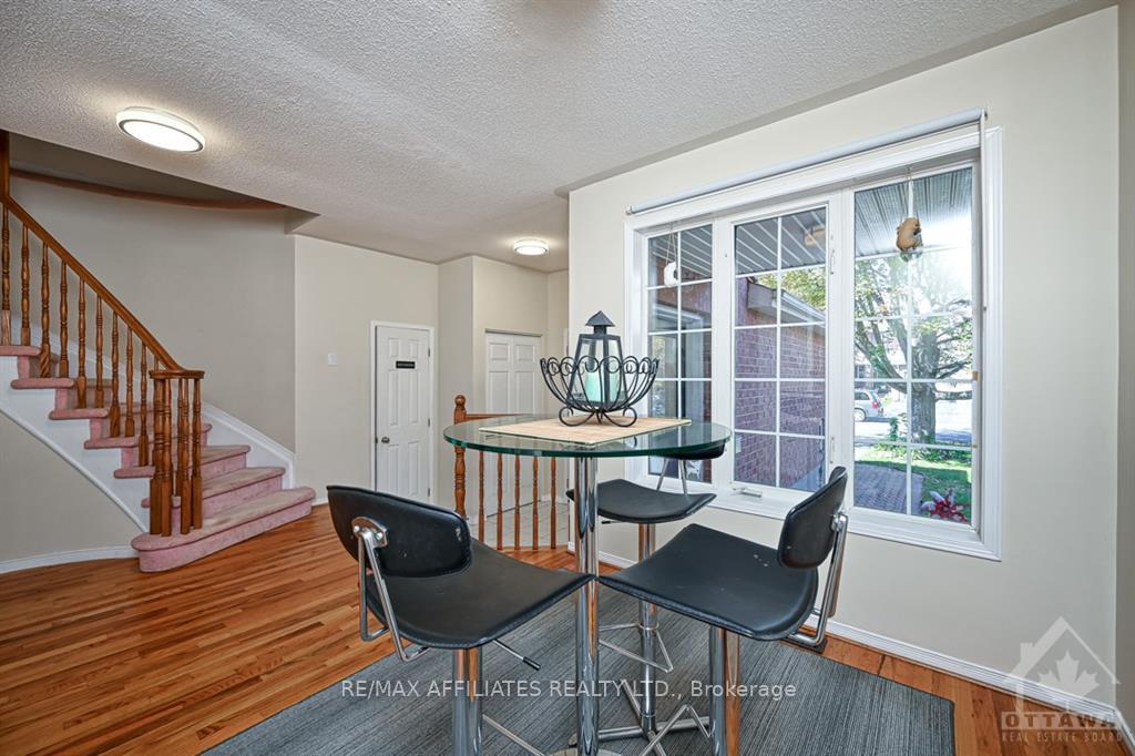 Photo 5 of 52 Daventry Crescent, Ottawa, Barrhaven - Longfields — HOMEH