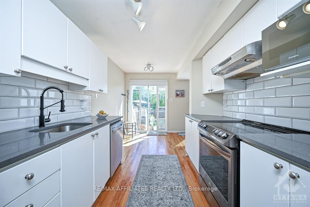 Photo 7 of 52 Daventry Crescent, Ottawa, Barrhaven - Longfields — HOMEH
