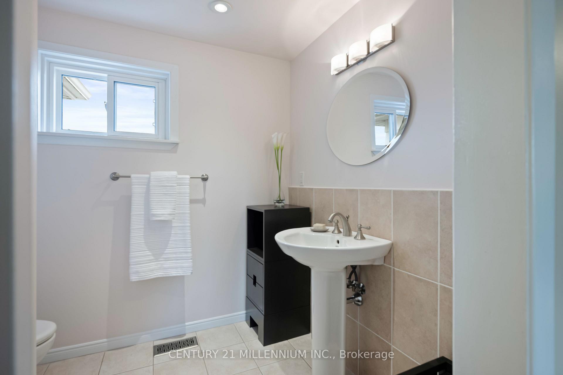 Photo 16 of 43 Erindale Crescent, Brampton, Brampton East — HOMEH