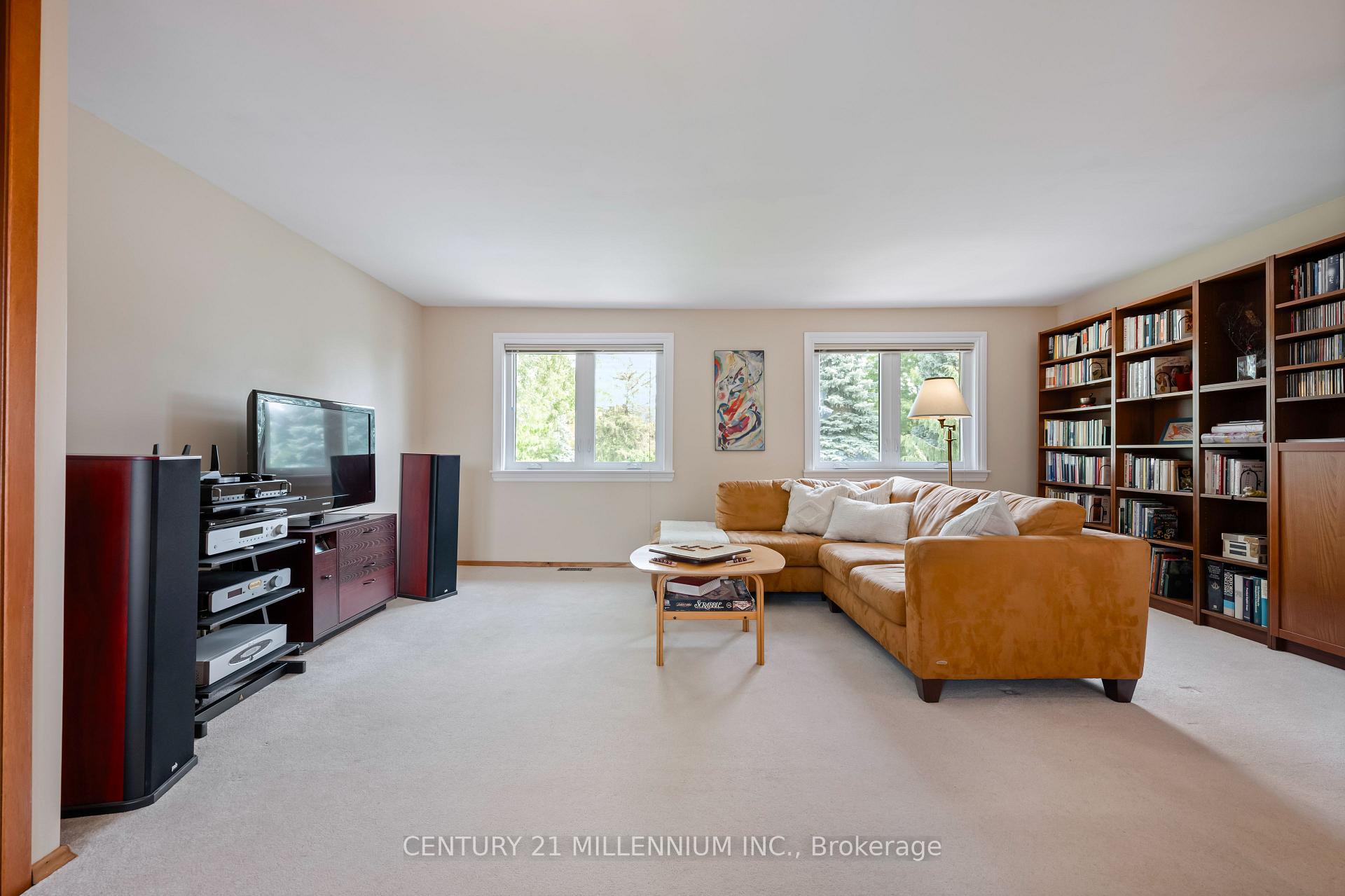 Photo 18 of 43 Erindale Crescent, Brampton, Brampton East — HOMEH