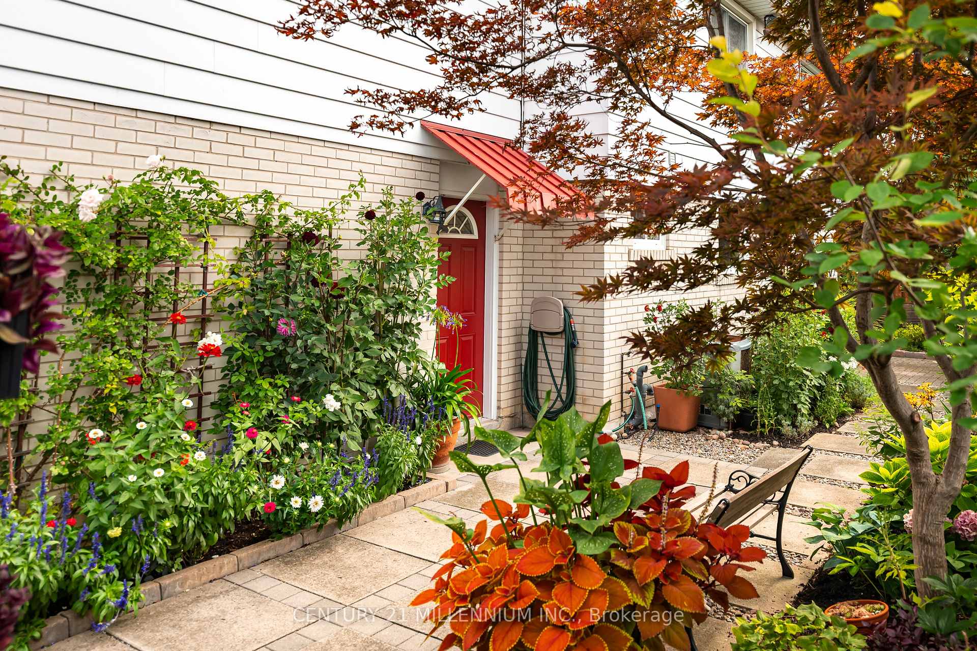 Photo 33 of 43 Erindale Crescent, Brampton, Brampton East — HOMEH