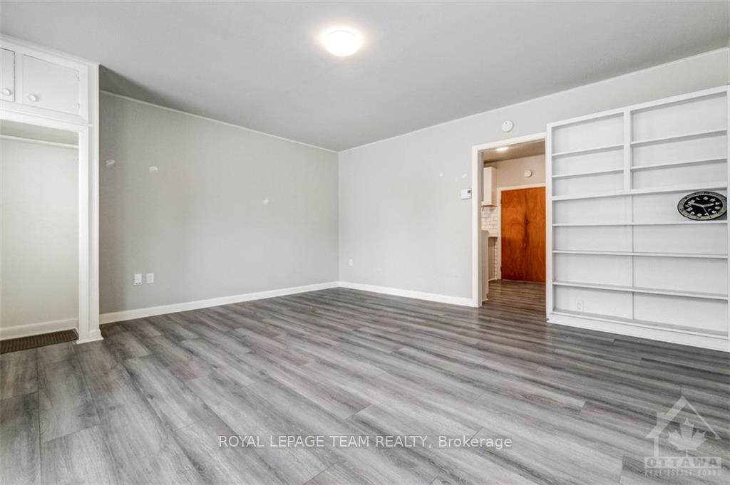 Photo 5 of 208 Bell Street, Arnprior — HOMEH