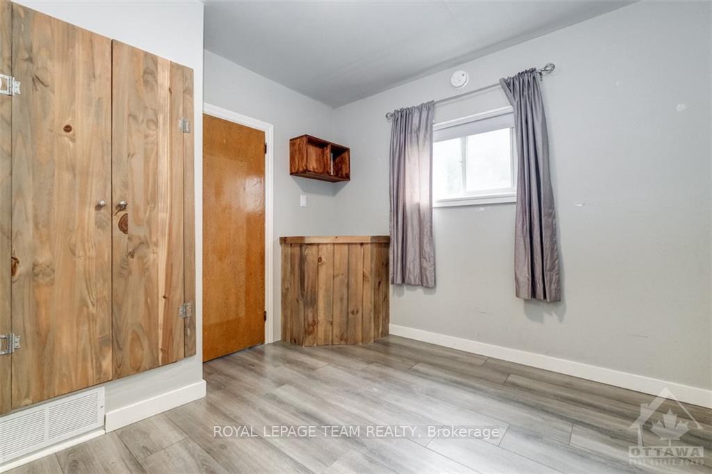 Photo 18 of 208 Bell Street, Arnprior — HOMEH