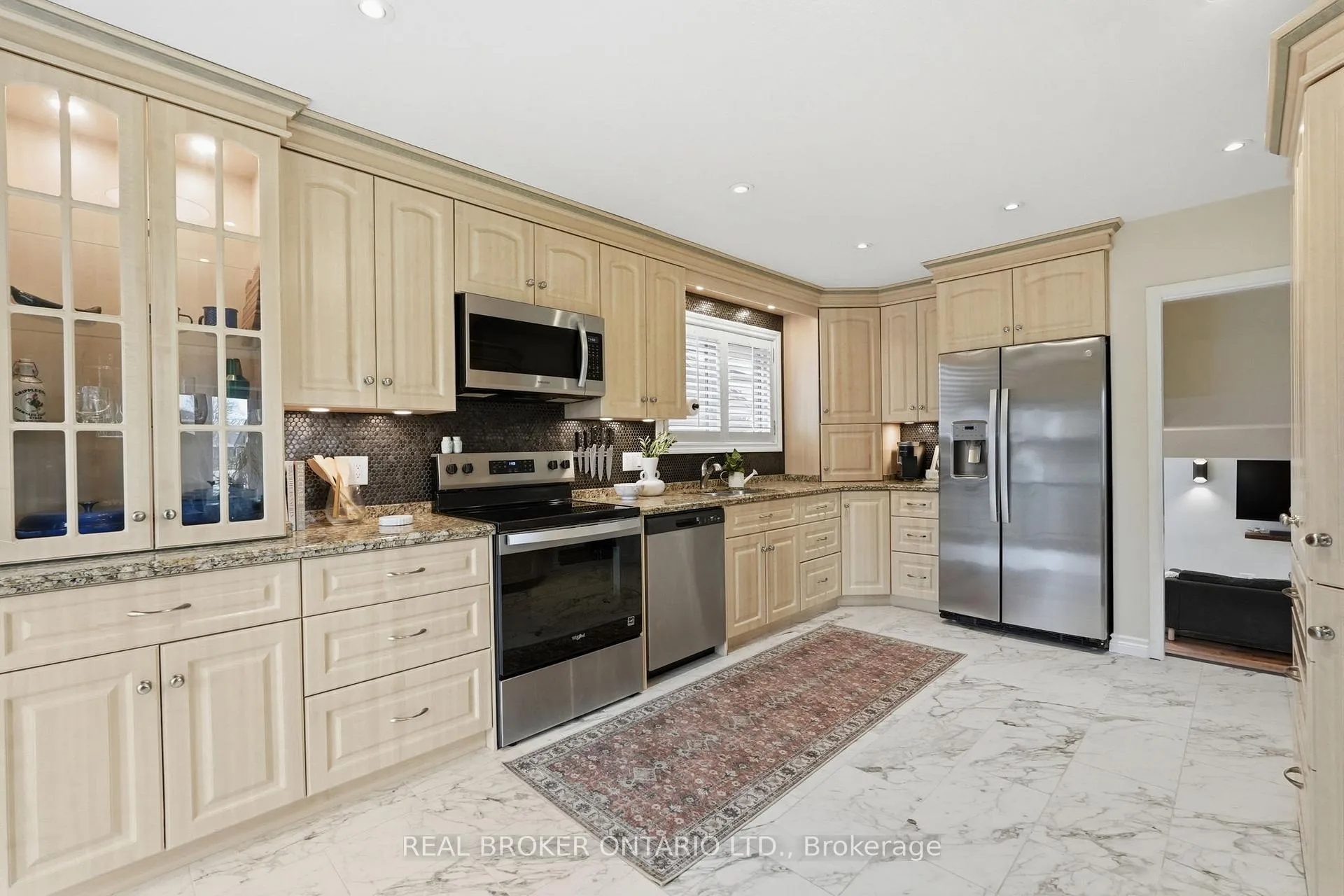 Photo 20 of 178 Delmar Drive, Hamilton, Buchanan — HOMEH