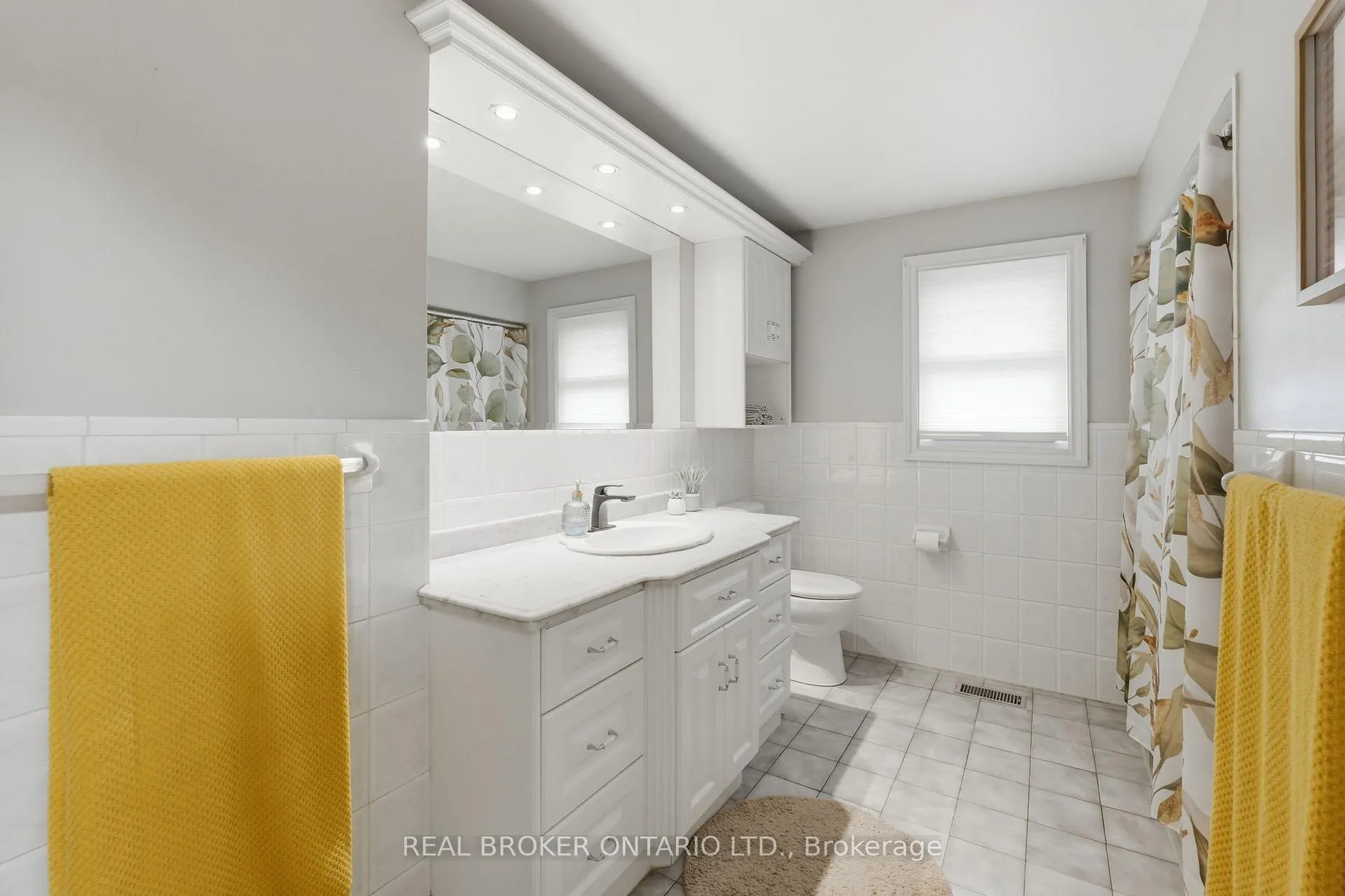 Photo 24 of 178 Delmar Drive, Hamilton, Buchanan — HOMEH