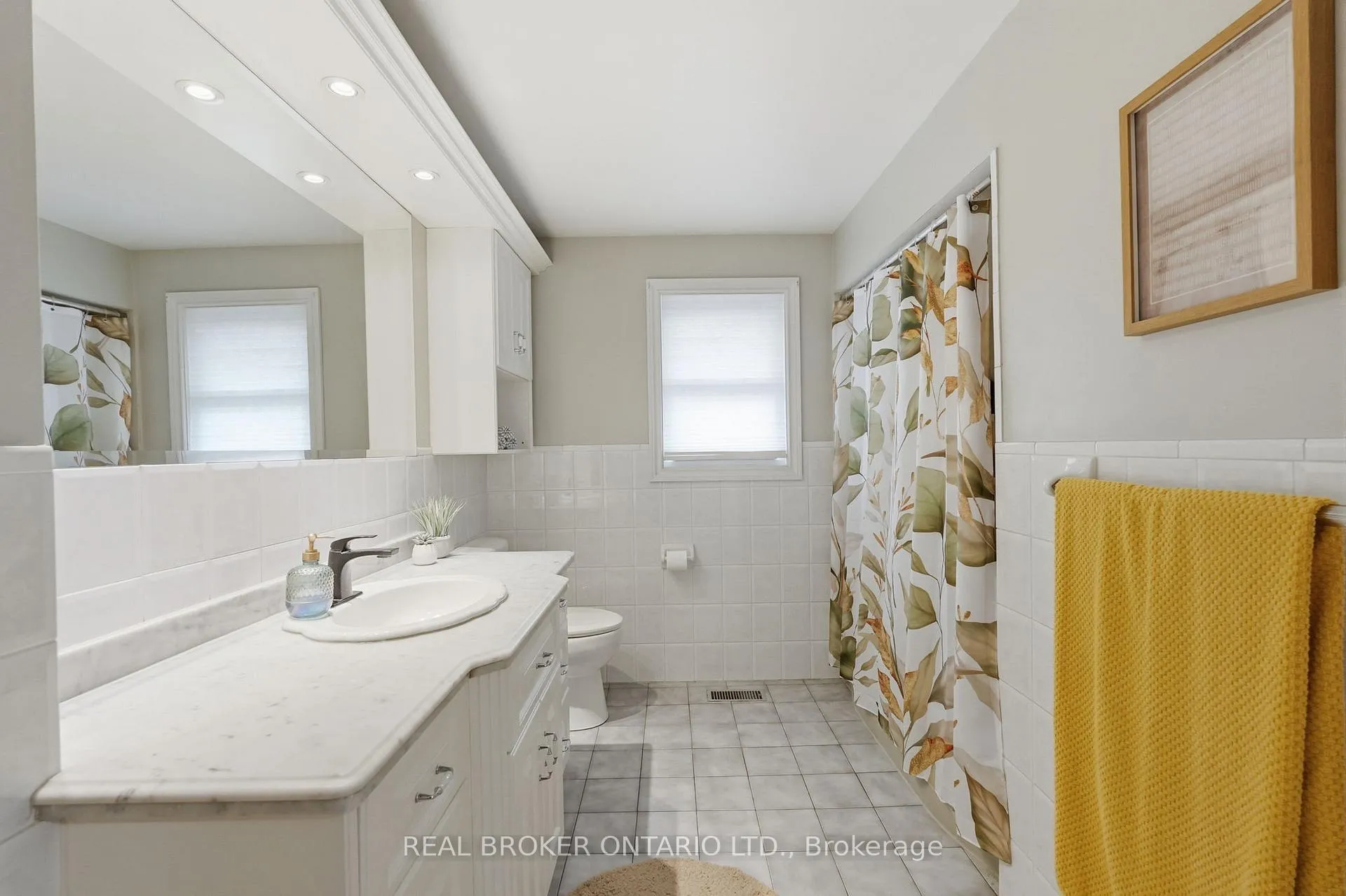 Photo 25 of 178 Delmar Drive, Hamilton, Buchanan — HOMEH