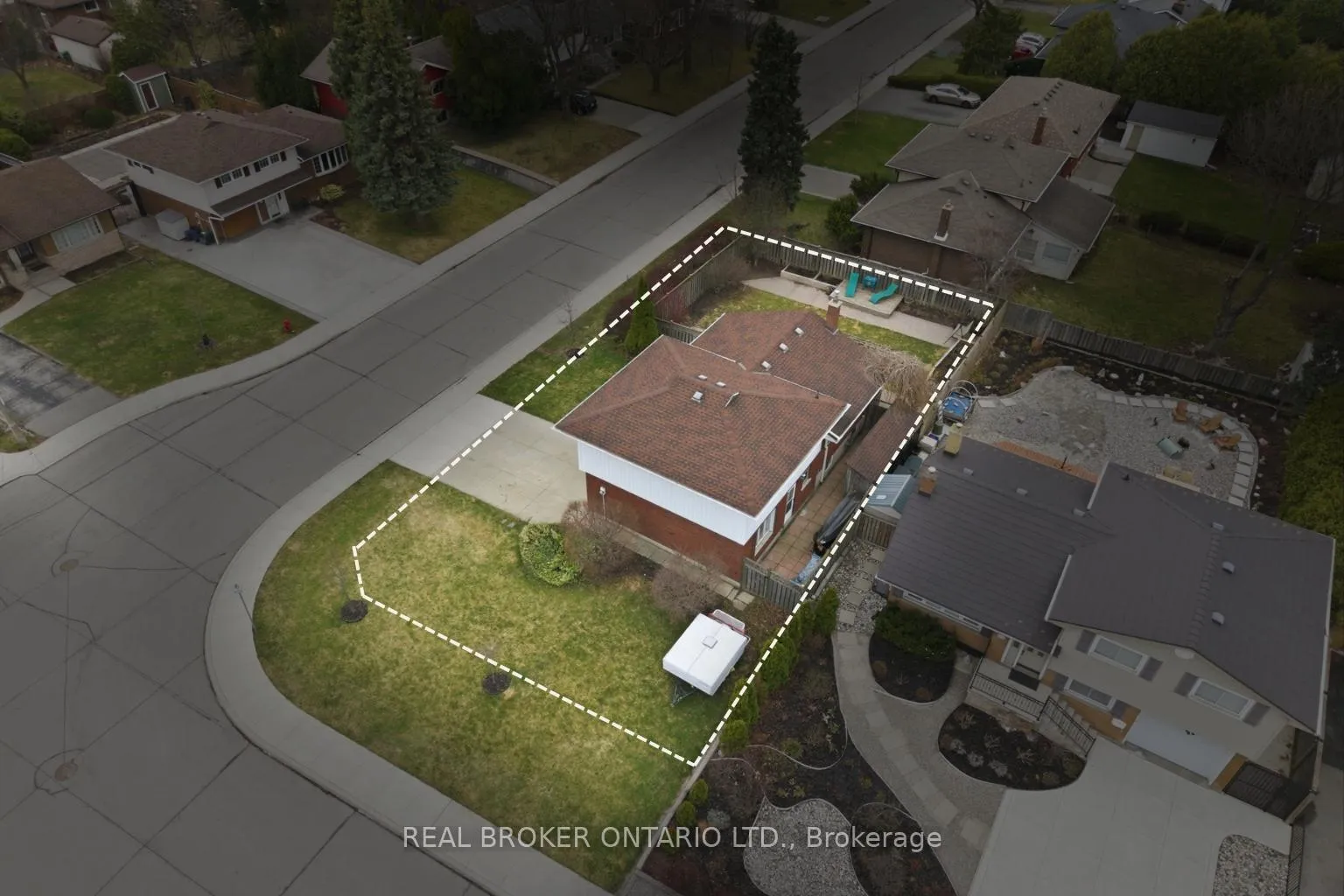 Photo 49 of 178 Delmar Drive, Hamilton, Buchanan — HOMEH