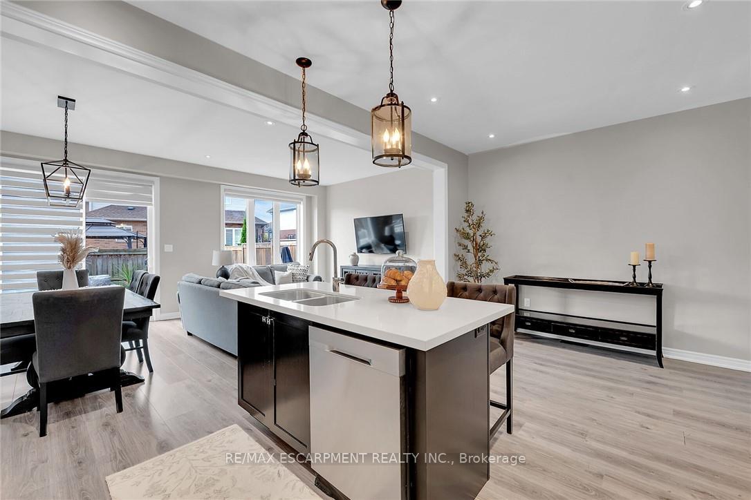 Photo 10 of Unit 31, 1890 Rymal Road E, Hamilton, Rural Glanbrook — HOMEH