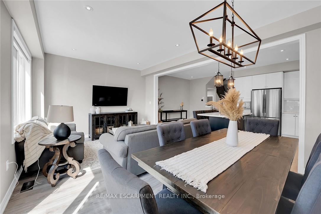 Photo 14 of Unit 31, 1890 Rymal Road E, Hamilton, Rural Glanbrook — HOMEH