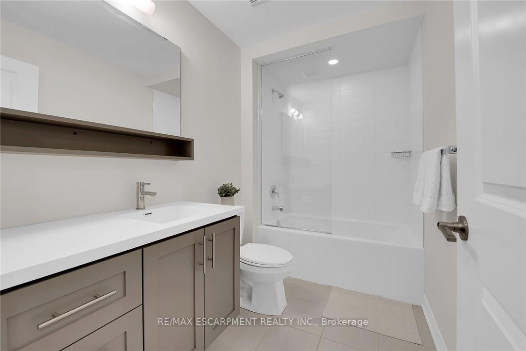 Photo 34 of Unit 31, 1890 Rymal Road E, Hamilton, Rural Glanbrook — HOMEH