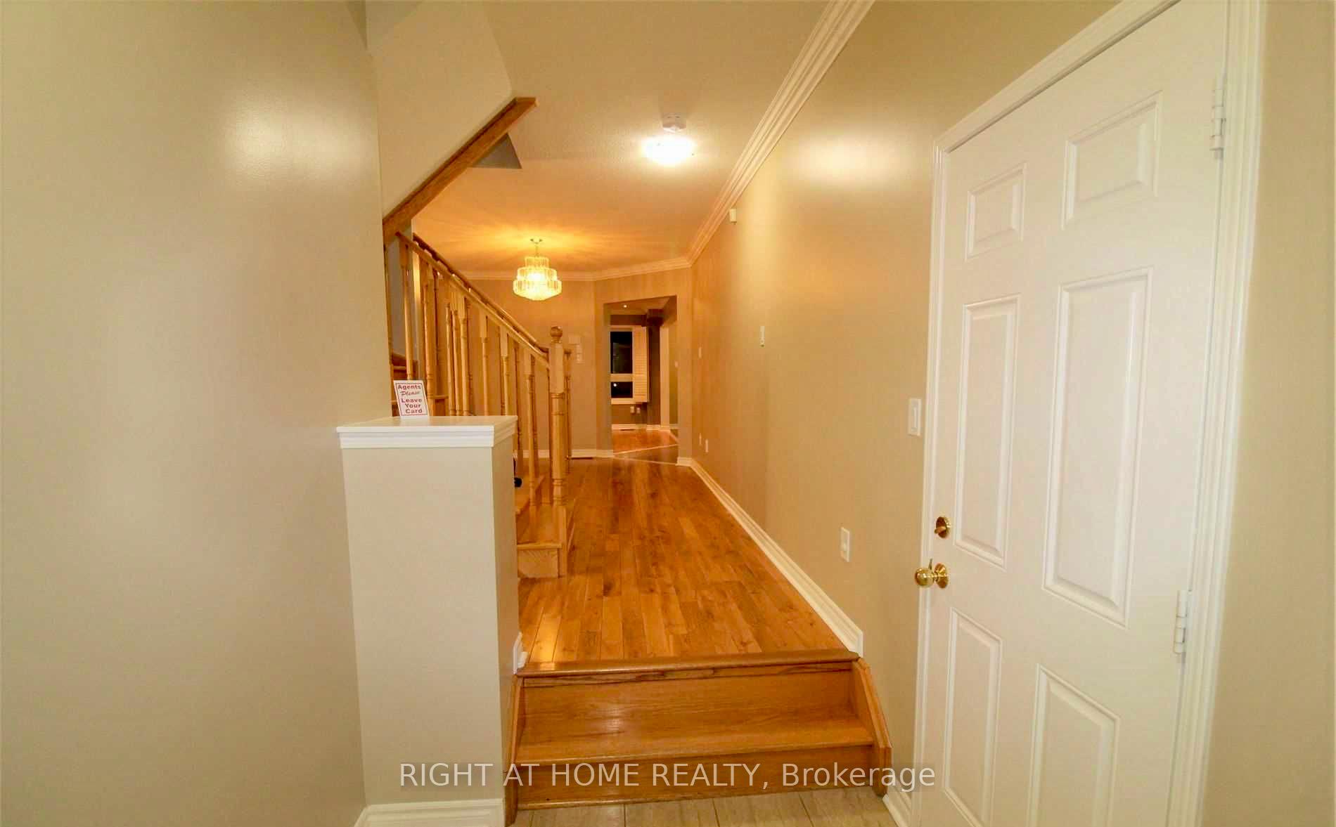 Photo 19 of 43 Bushmill Circle, Brampton, Fletcher's Meadow — HOMEH