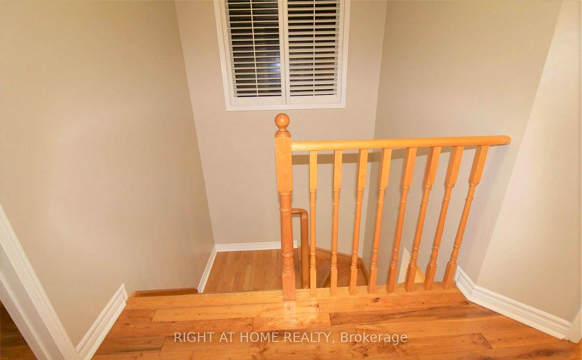 Photo 20 of 43 Bushmill Circle, Brampton, Fletcher's Meadow — HOMEH