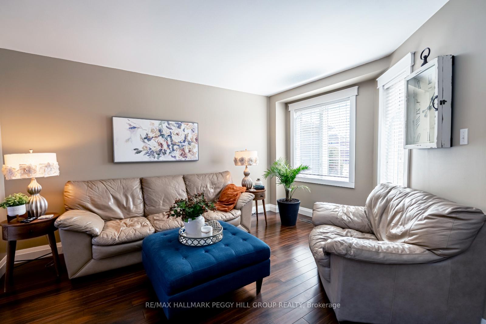Photo 4 of 148 Wessenger Drive, Barrie, Holly — HOMEH