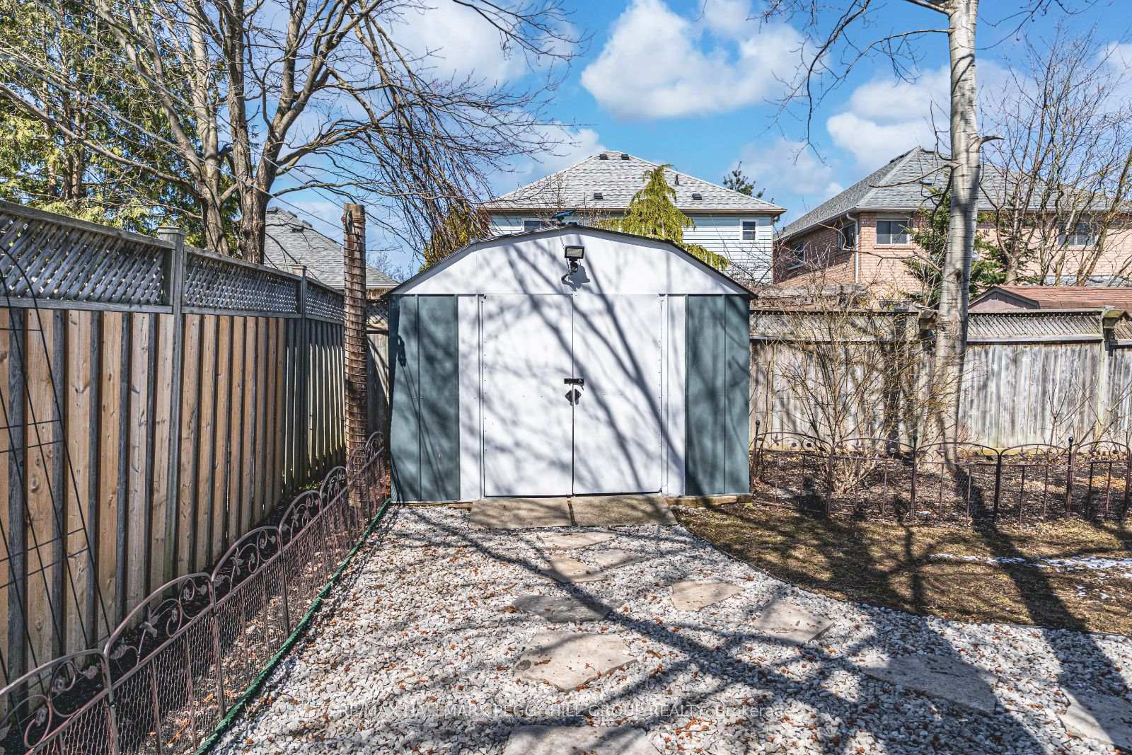 Photo 21 of 148 Wessenger Drive, Barrie, Holly — HOMEH