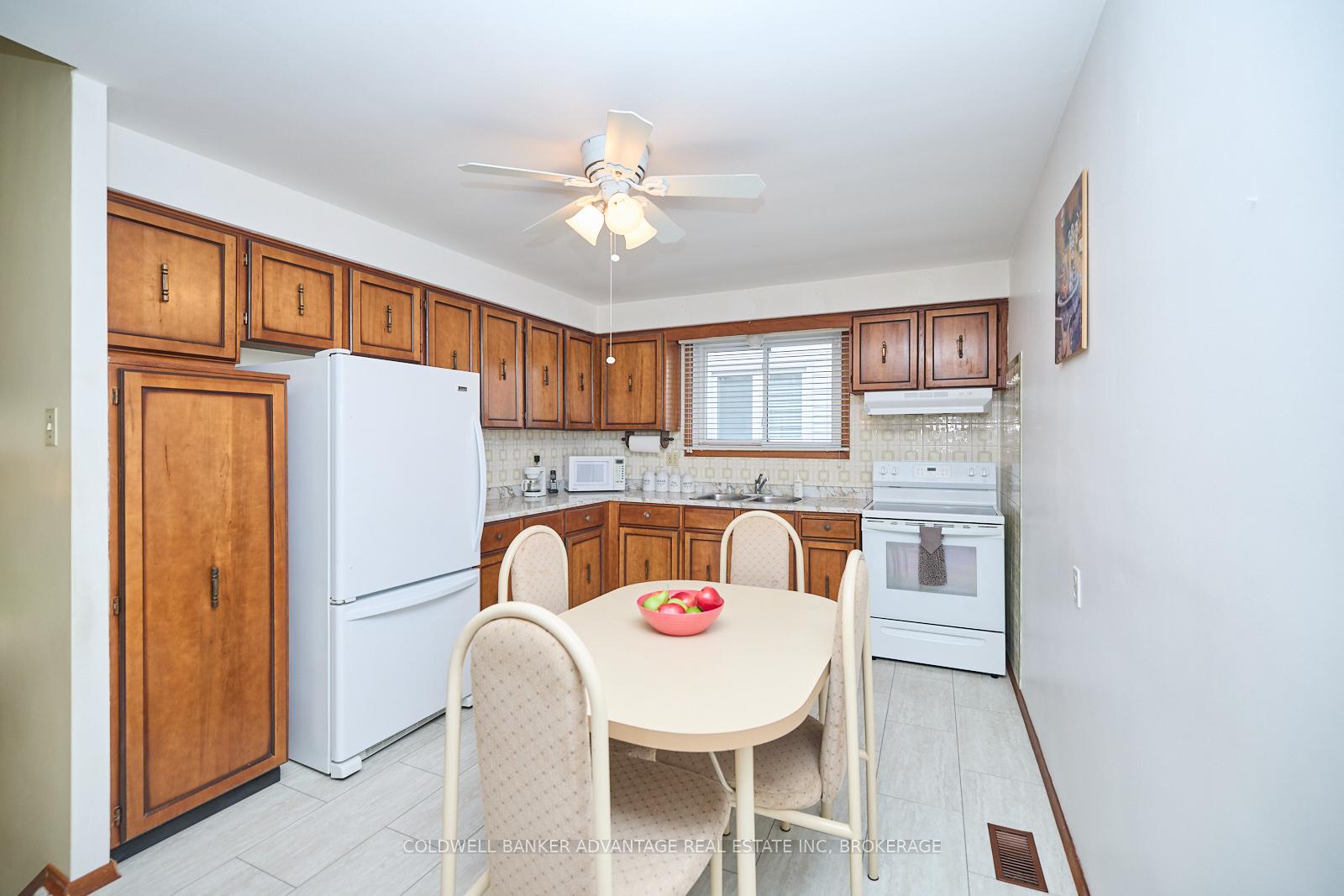 Photo 11 of 27 Quinn Avenue, Hamilton, Quinndale — HOMEH