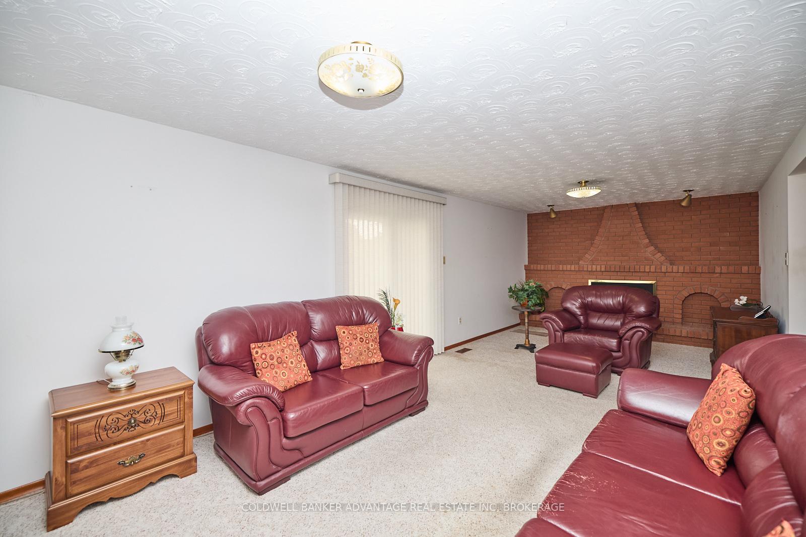 Photo 23 of 27 Quinn Avenue, Hamilton, Quinndale — HOMEH