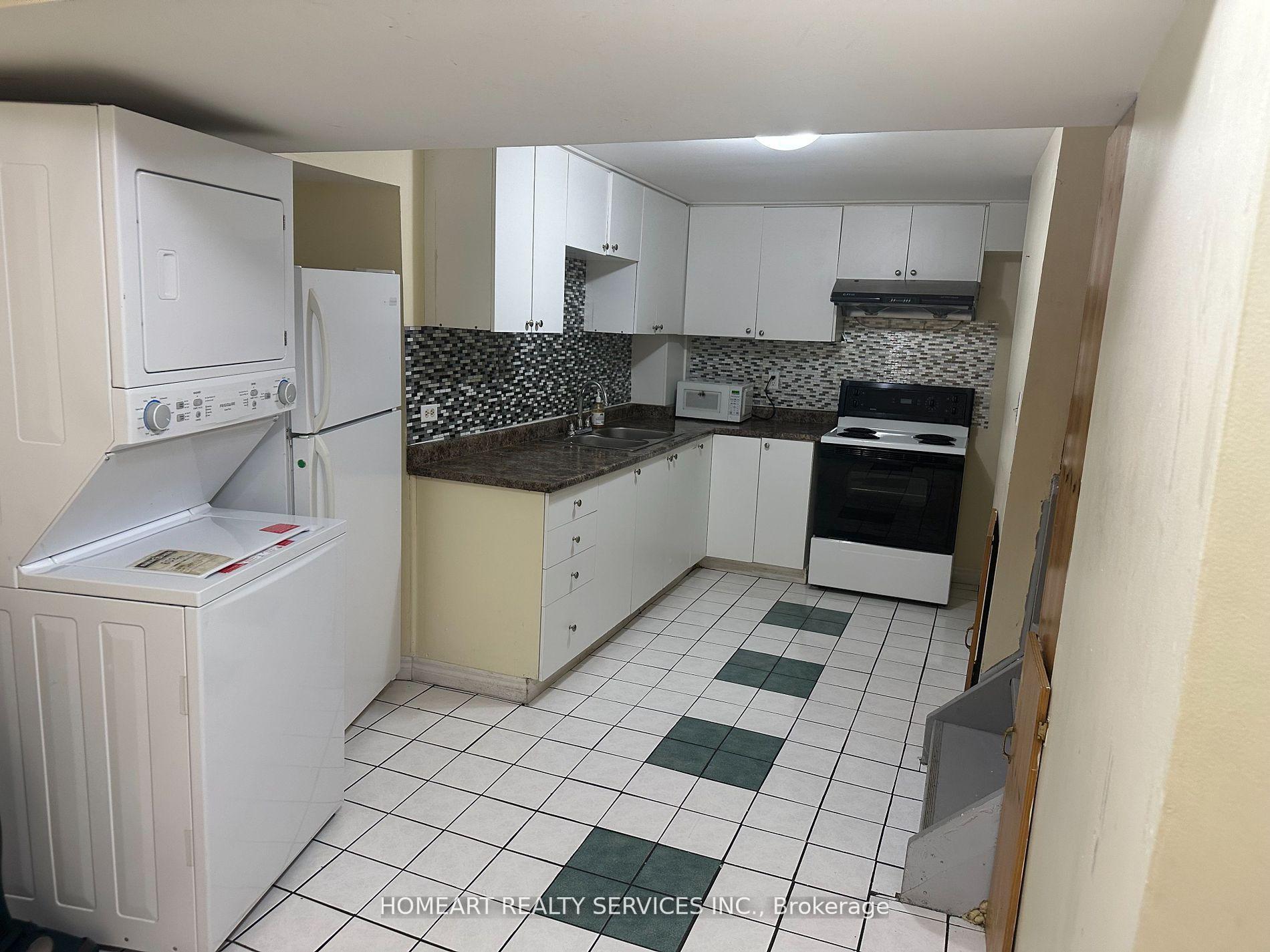Front of Unit Lower, 36 Swennen Drive