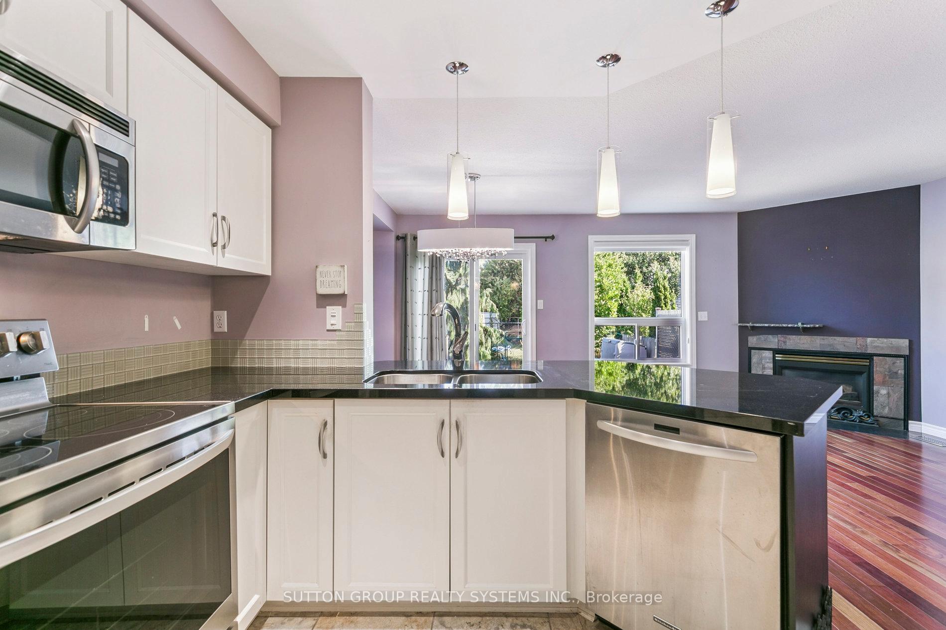 Photo 10 of 57 Foxborough Drive, Hamilton, Ancaster — HOMEH