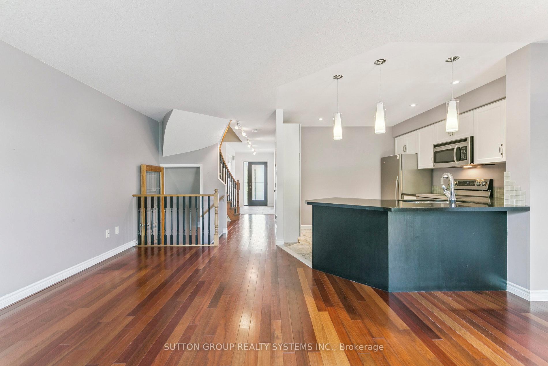 Photo 19 of 57 Foxborough Drive, Hamilton, Ancaster — HOMEH
