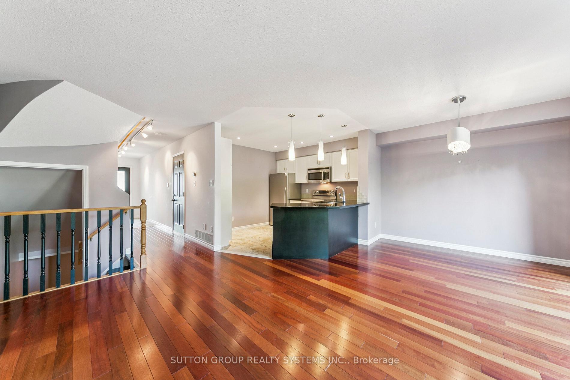 Photo 20 of 57 Foxborough Drive, Hamilton, Ancaster — HOMEH