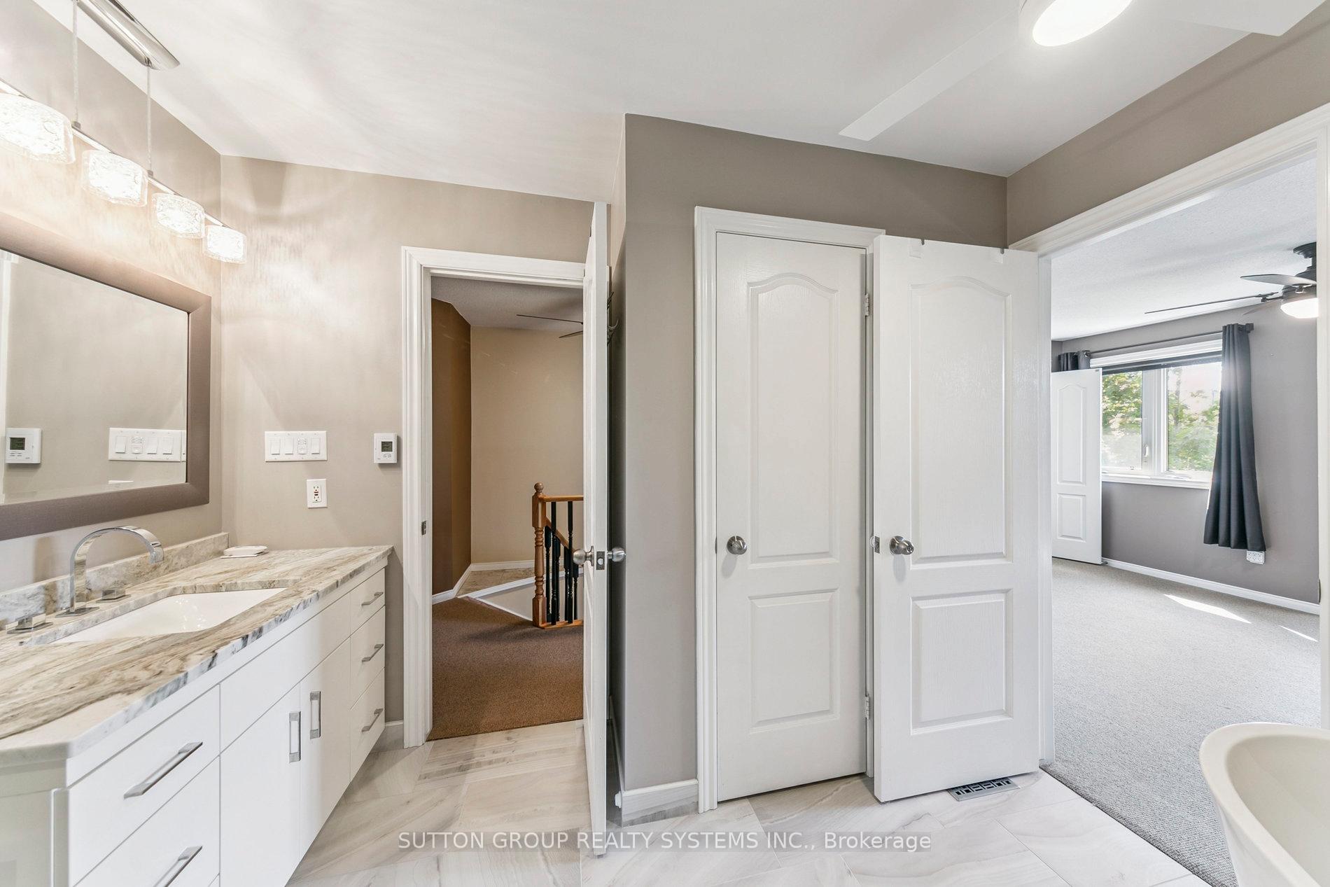 Photo 33 of 57 Foxborough Drive, Hamilton, Ancaster — HOMEH