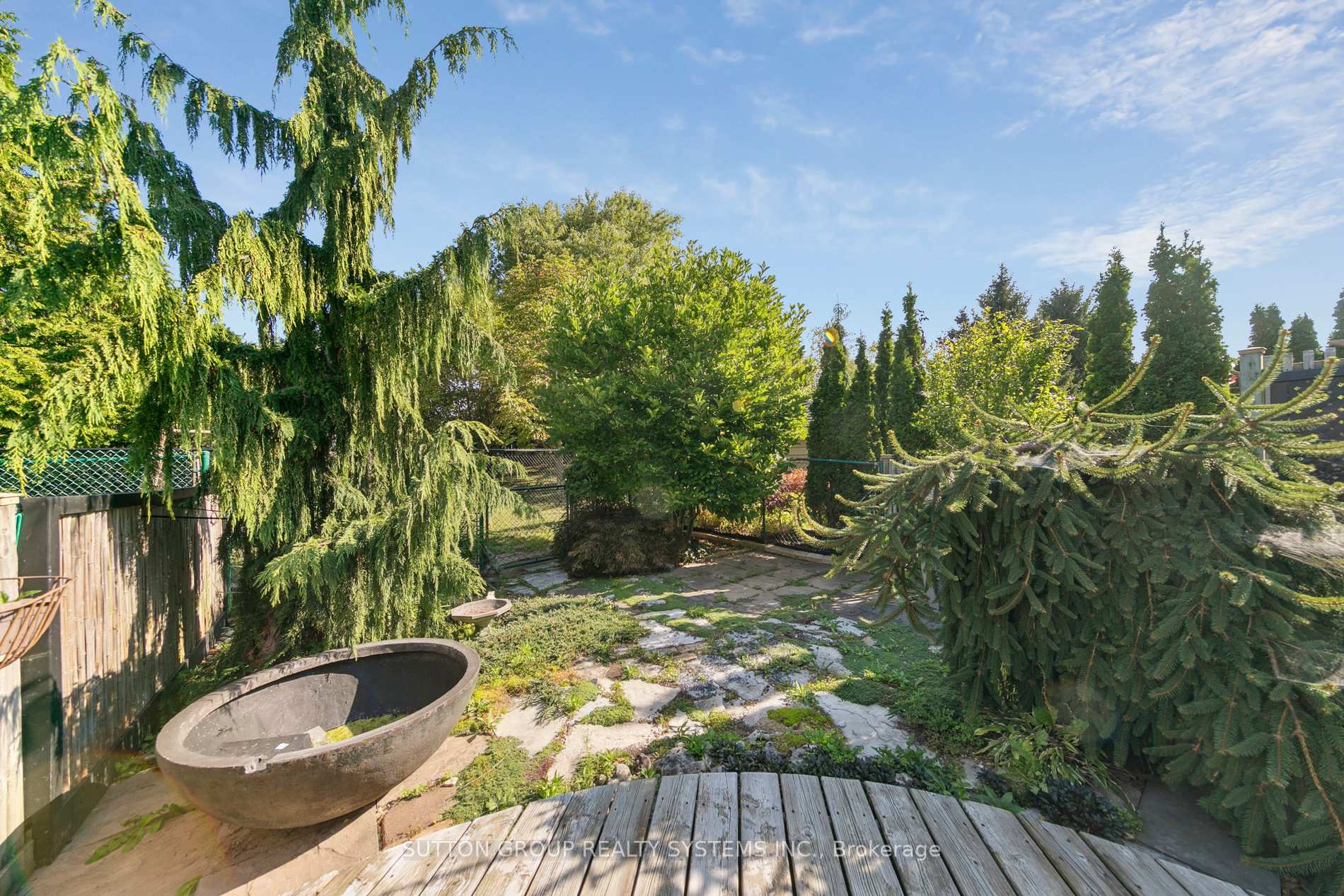 Photo 47 of 57 Foxborough Drive, Hamilton, Ancaster — HOMEH