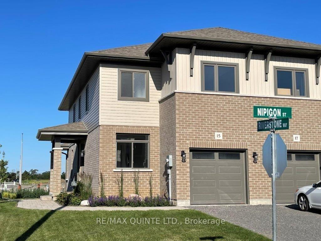 Front of 15 Nipigon Street