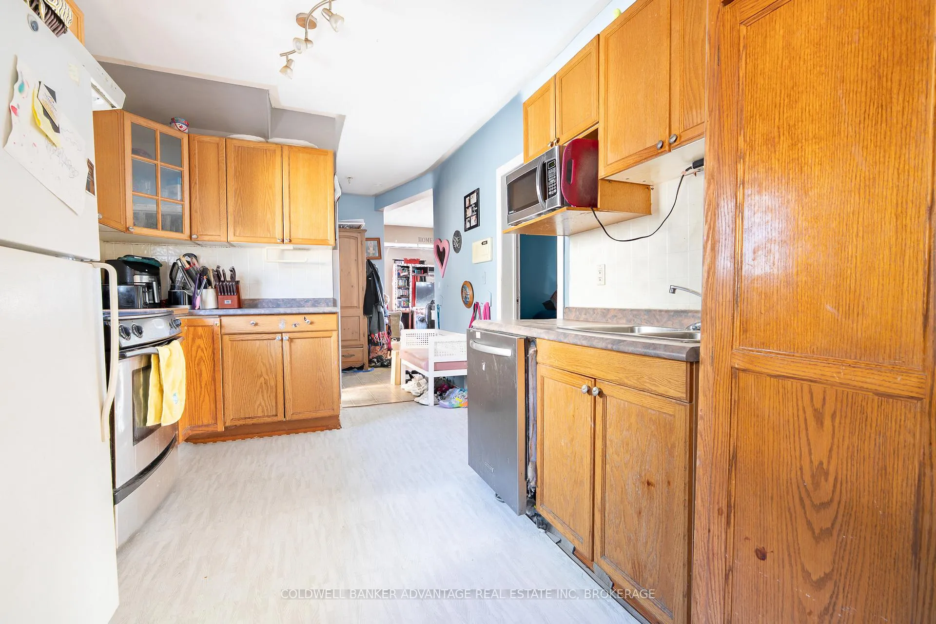 Photo 7 of 4674 Ryerson Crescent, Niagara Falls, Downtown — HOMEH