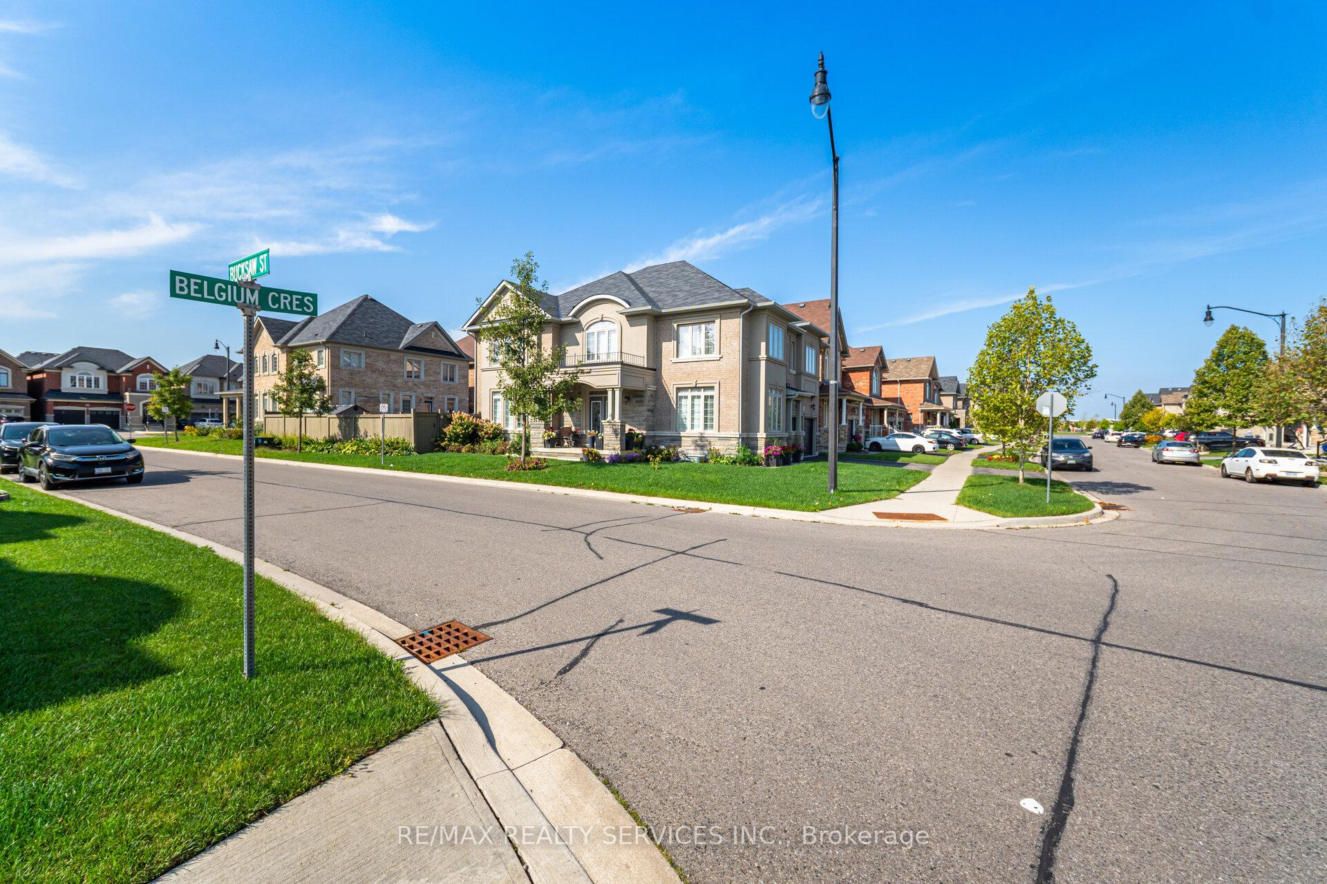 Photo 7 of 2 Magical Road, Brampton, Northwest Brampton — HOMEH