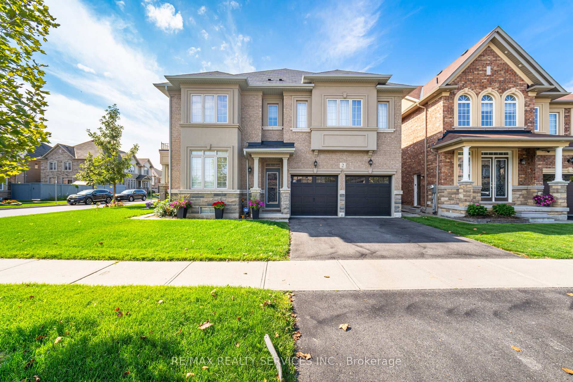 Photo 9 of 2 Magical Road, Brampton, Northwest Brampton — HOMEH