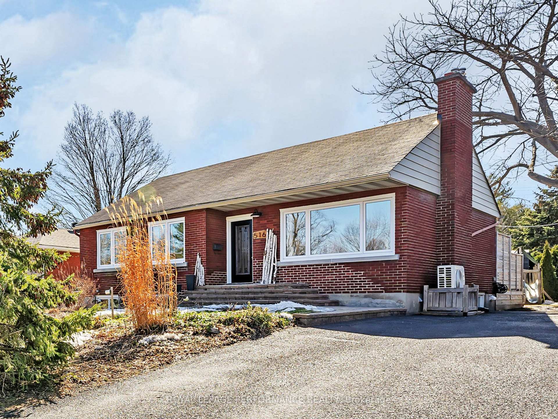 Front of 516 Sherbourne Road