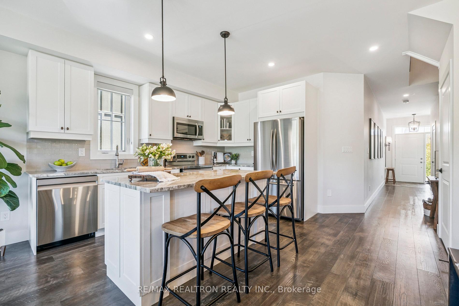 Photo 8 of 118 Red Pine Street, Blue Mountains — HOMEH