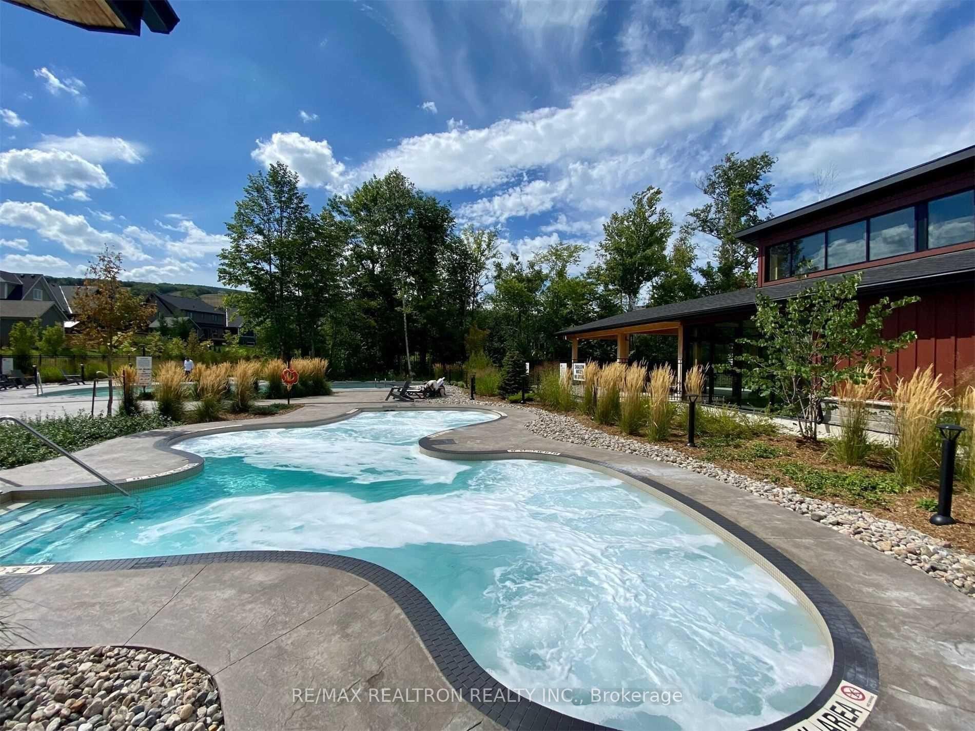 Photo 47 of 118 Red Pine Street, Blue Mountains — HOMEH
