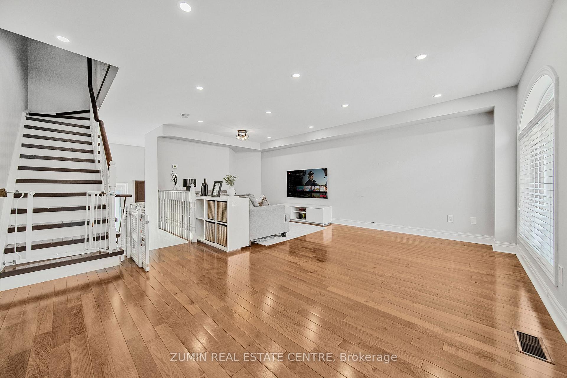 Photo 10 of 91 Provincial Place, Brampton, Northgate — HOMEH