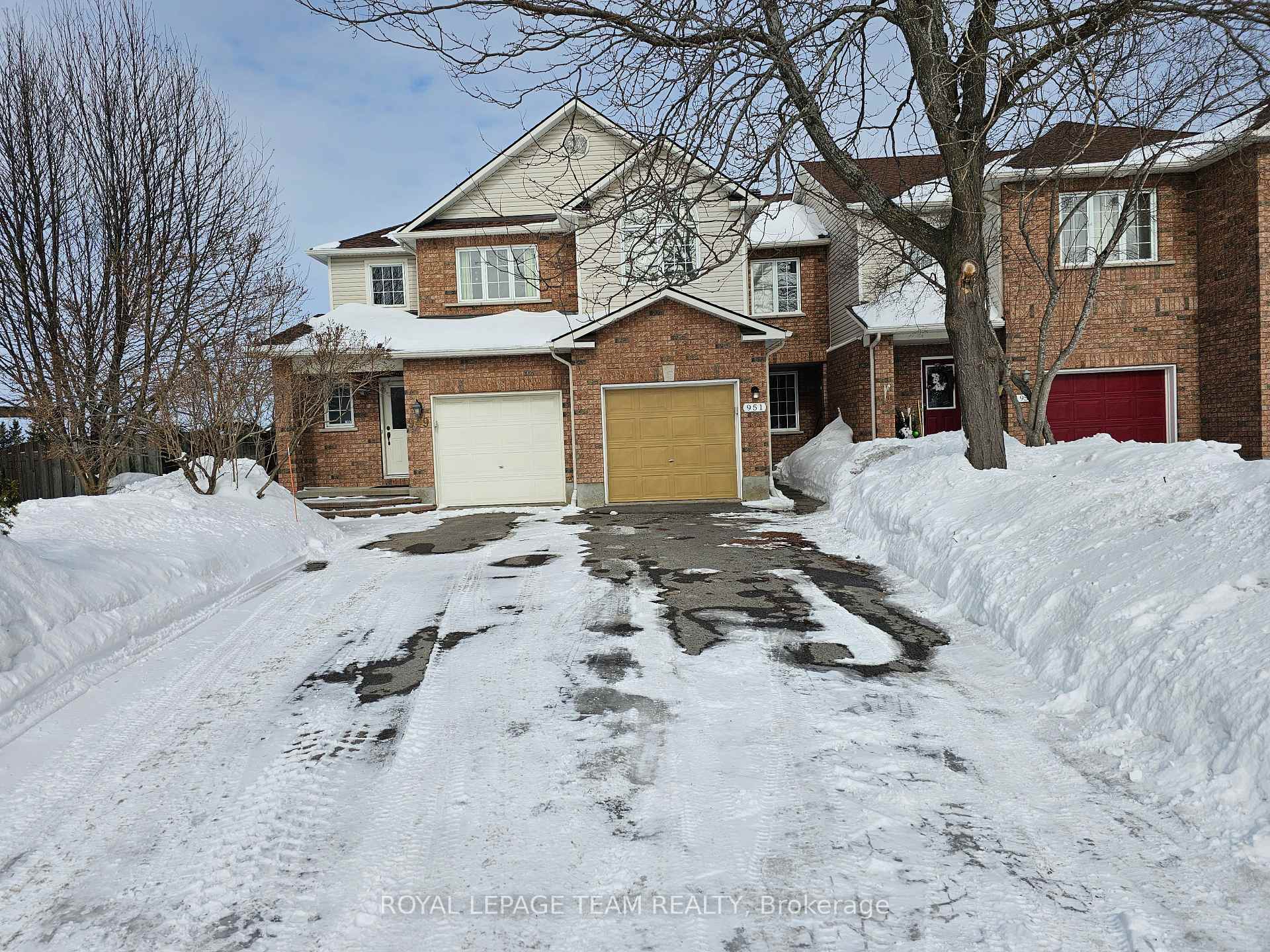 Photo 5 of 951 Goose River Avenue, Ottawa, Riverside South/Gloucester Glen — HOMEH