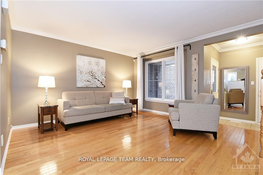 Photo 7 of 951 Goose River Avenue, Ottawa, Riverside South/Gloucester Glen — HOMEH