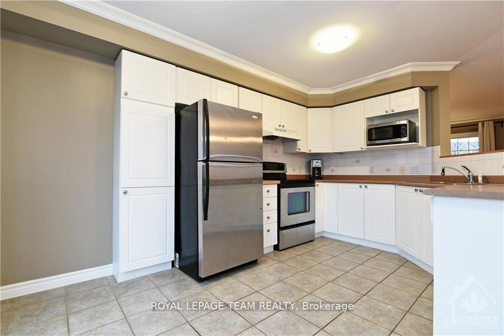Photo 8 of 951 Goose River Avenue, Ottawa, Riverside South/Gloucester Glen — HOMEH